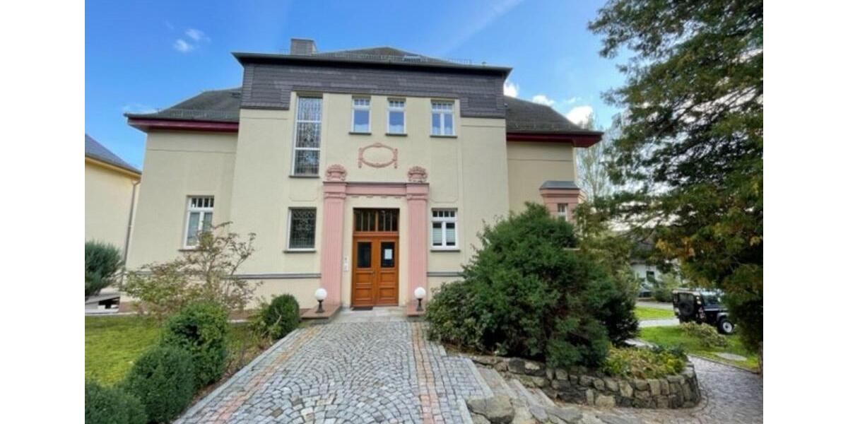 Dachgeschoßwohnung Hohenstein-Ernstthal Ernstthal - 3 Zimmer, 85 m&sup2;, 640&euro; | Angebot:25255010