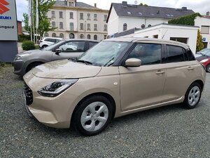 Suzuki Swift 1.2 Dualjet Hybrid 61 kW Comfort 1.350 km 19.500 &euro; Werdau 08412