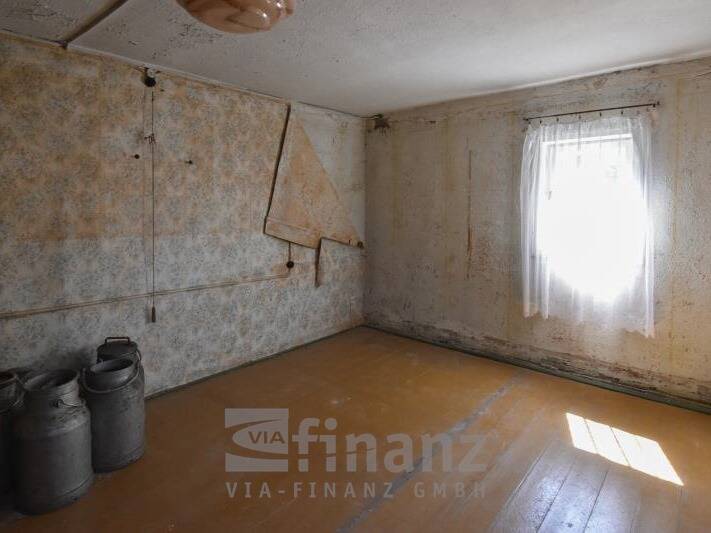 Bauernhaus, Landhaus Langenbernsdorf - 9 Zimmer, 217 m&sup2;, 250.000&euro; | Angebot:25780213