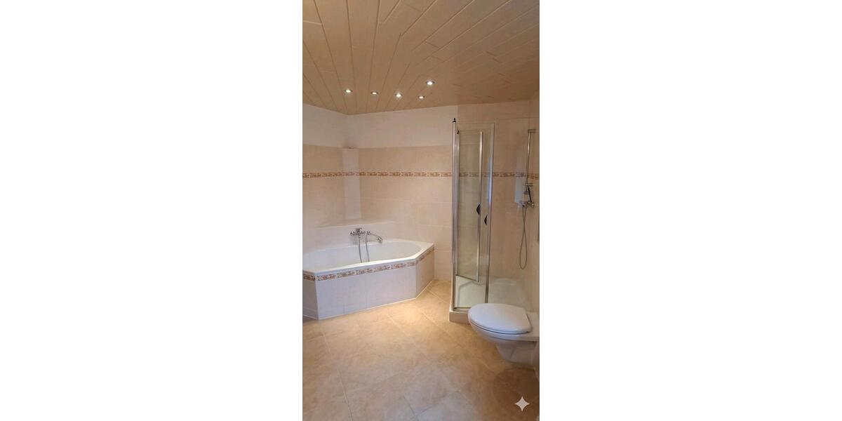 Etagenwohnung Lößnitz - 3 Zimmer, 54 m&sup2;, 355&euro; | Angebot:25648413