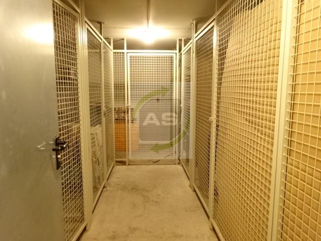 Etagenwohnung Zwickau - 2 Zimmer, 69 m&sup2;, 380&euro; | Angebot:25887100