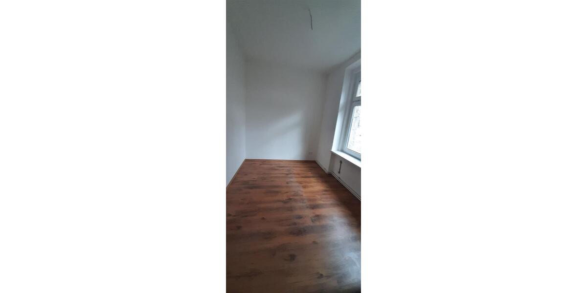 Etagenwohnung Wilkau-Haßlau Haßlau - 6 Zimmer, 125 m&sup2;, 750&euro; | Angebot:24782848