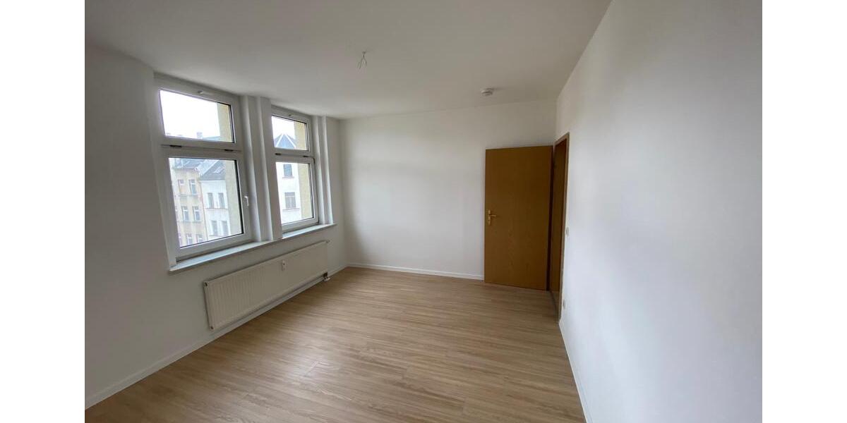 Etagenwohnung Werdau - 2 Zimmer, 55 m&sup2;, 290&euro; | Angebot:17202540