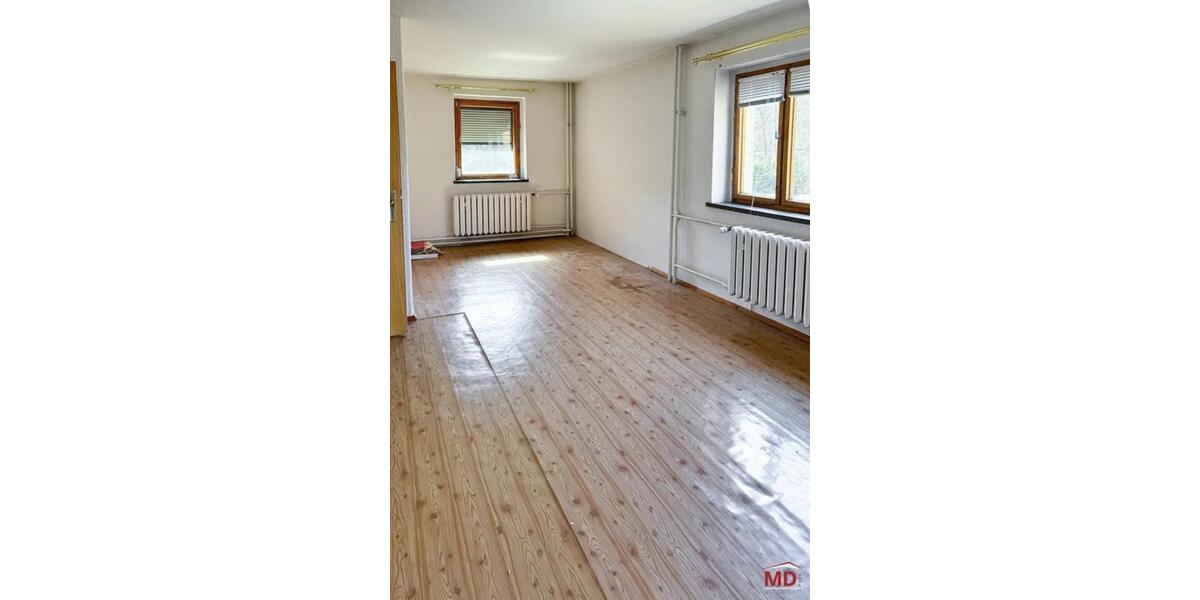 Doppelhaushälfte Hartenstein - 5 Zimmer, 160 m&sup2;, 90.000&euro; | Angebot:24769731