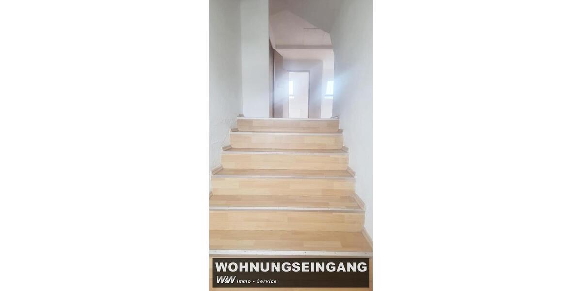 Etagenwohnung Zwickau Neuplanitz - 3 Zimmer, 83 m&sup2;, 450&euro; | Angebot:25230891