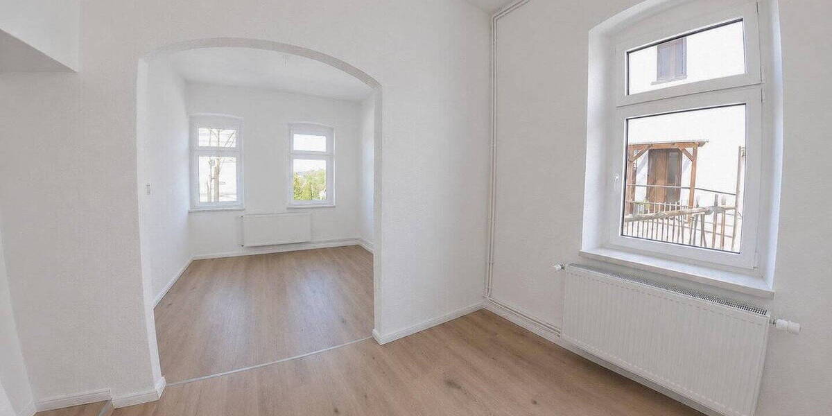 Einfamilienhaus Elsterberg - 7 Zimmer, 135 m&sup2;, 1.200&euro; | Angebot:26569313