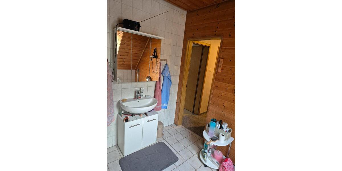 Doppelhaushälfte Crimmitschau - 5 Zimmer, 110 m&sup2;, 220.000&euro; | Angebot:25639766