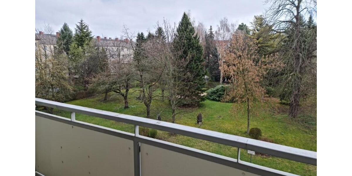 Etagenwohnung Zwickau Zwickau-Nord - 2 Zimmer, 64 m&sup2;, 360&euro; | Angebot:26069200