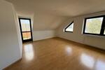 Dachgeschoßwohnung Zwickau Zwickau-Nord - 3 Zimmer, 99 m&sup2;, 620&euro; | Angebot:25753769