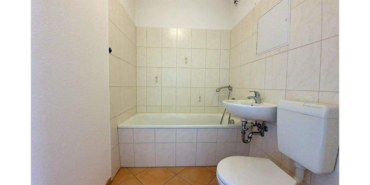 Etagenwohnung Zwickau Eckersbach - 3 Zimmer, 55 m&sup2;, 330&euro; | Angebot:25680125