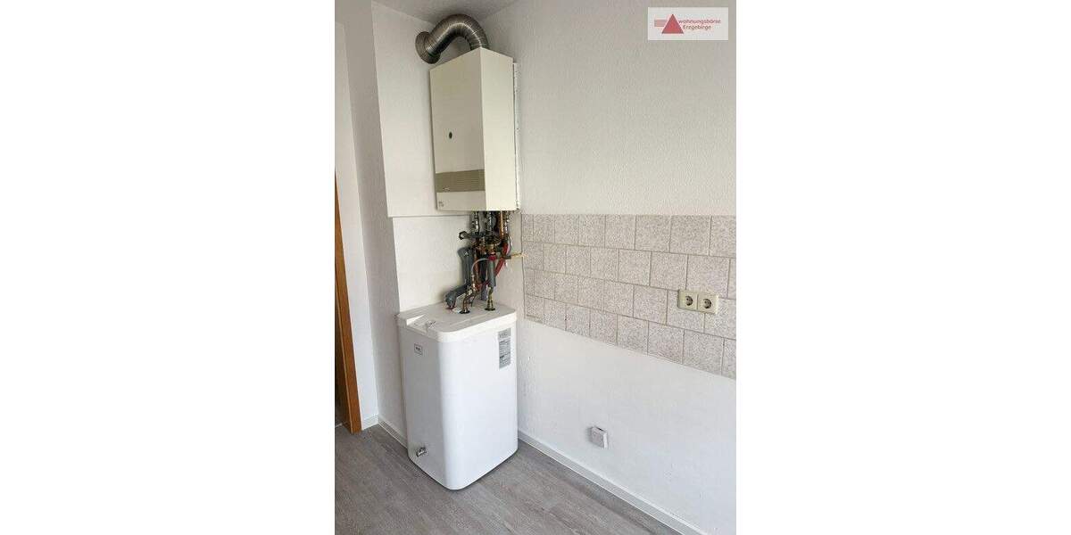 Etagenwohnung Zwickau Eckersbach - 3 Zimmer, 70 m&sup2;, 455&euro; | Angebot:25688346