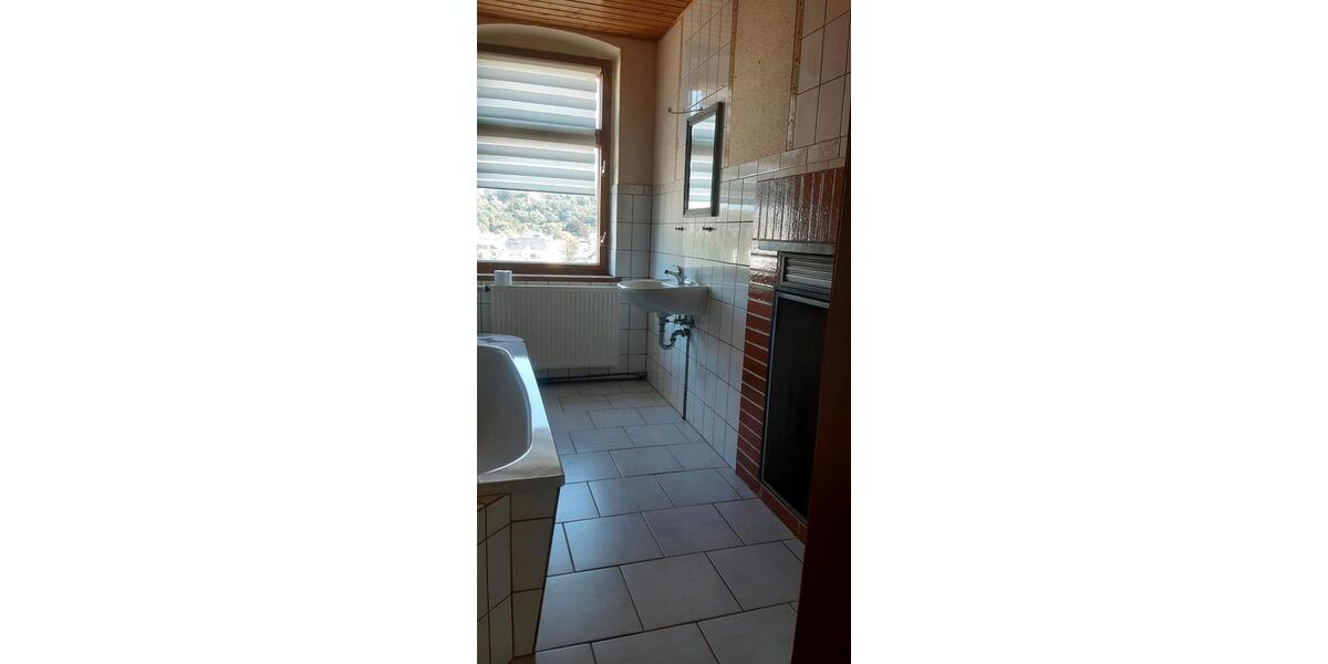 Reihenhaus Greiz - 6 Zimmer, 180 m&sup2;, 74.000&euro; | Angebot:22641100