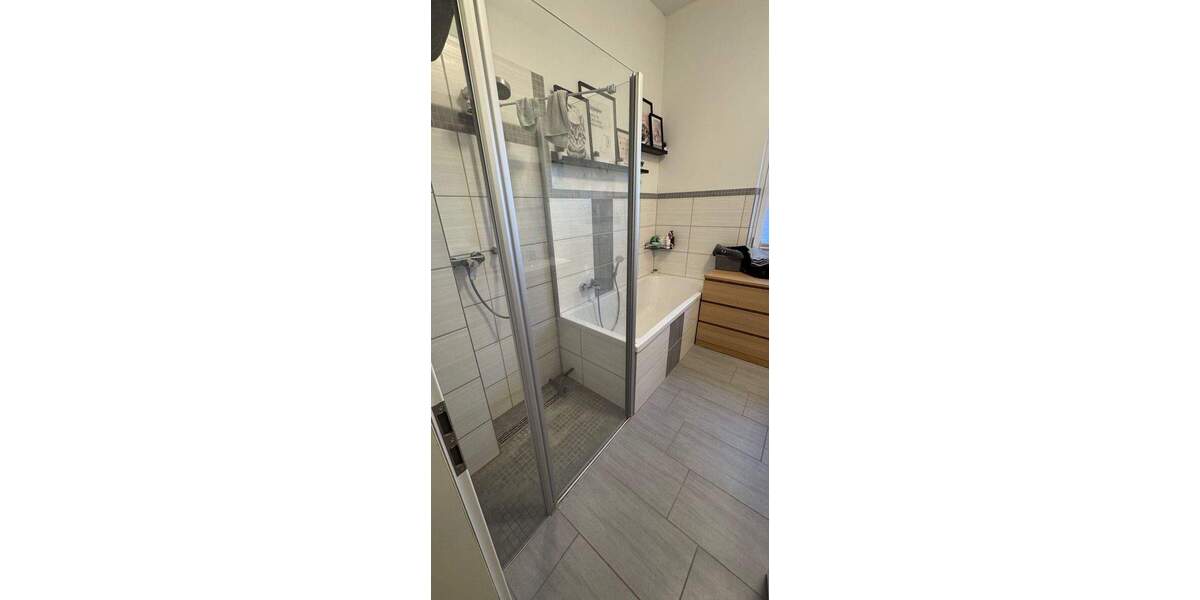 Etagenwohnung Gößnitz Nörditz - 3 Zimmer, 83 m&sup2;, 832&euro; | Angebot:25672996