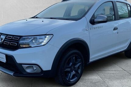 Dacia Sandero 75.000 km 9.690 &euro; Zwickau 08064