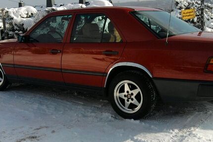 Mercedes-Benz 300 287.500 km 12.000 &euro; Schneeberg 08289