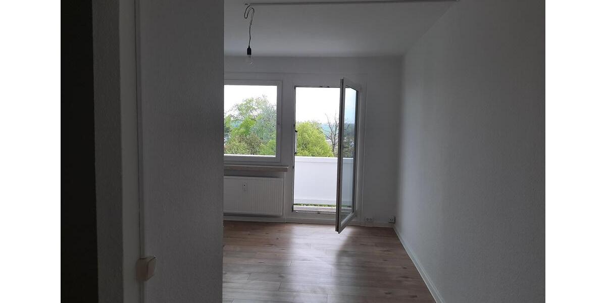 Etagenwohnung Crimmitschau - 1 Zimmer, 34 m&sup2;, 204&euro; | Angebot:25919810