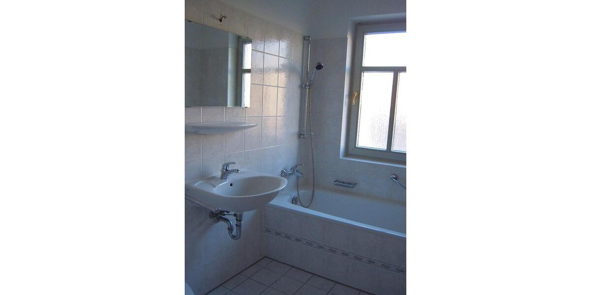 Etagenwohnung Zwickau - 4 Zimmer, 102 m&sup2;, 119.000&euro; | Angebot:25397565