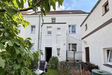 Haus Zwickau Neuplanitz - 6 Zimmer, 152 m&sup2;, 105.000&euro; | Angebot:27549434