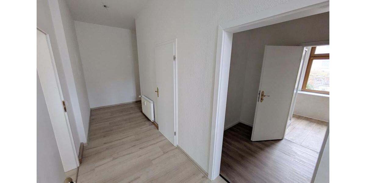Maisonettenwohnung Glauchau - 3 Zimmer, 130 m&sup2;, 845&euro; | Angebot:25945679