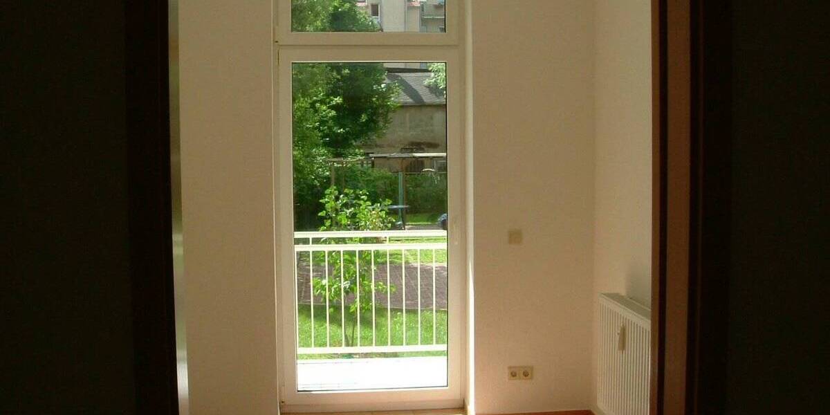 Etagenwohnung Zwickau Innenstadt - 2 Zimmer, 66 m&sup2;, 71.500&euro; | Angebot:25707518