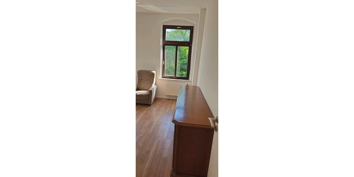 Etagenwohnung Reichenbach im Vogtland Obermylau - 4 Zimmer, 98 m&sup2;, 500&euro; | Angebot:26691497