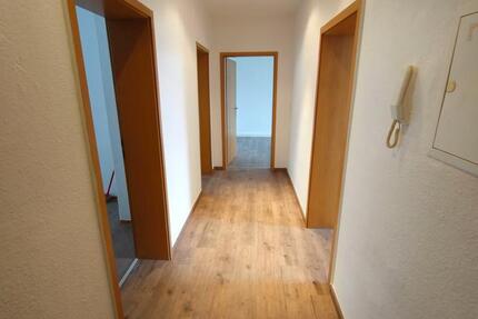 Wohnung Aue-Bad Schlema Bad Schlema - 3 Zimmer, 430&euro; | Angebot:23090400