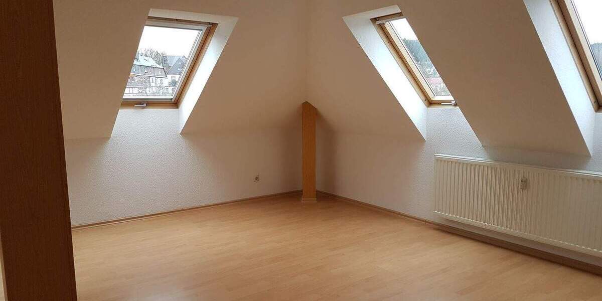 Etagenwohnung Gornsdorf - 2 Zimmer, 60 m&sup2;, 350&euro; | Angebot:25660628