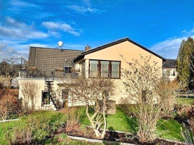 Einfamilienhaus Lengenfeld - 6 Zimmer, 168 m&sup2;, 195.000&euro; | Angebot:25776185