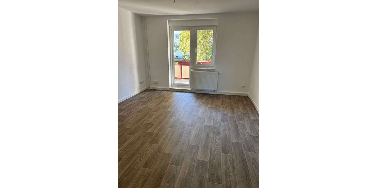 Etagenwohnung Lichtenstein Lichtenstein/Sachsen - 3 Zimmer, 57 m&sup2;, 317&euro; | Angebot:22945443