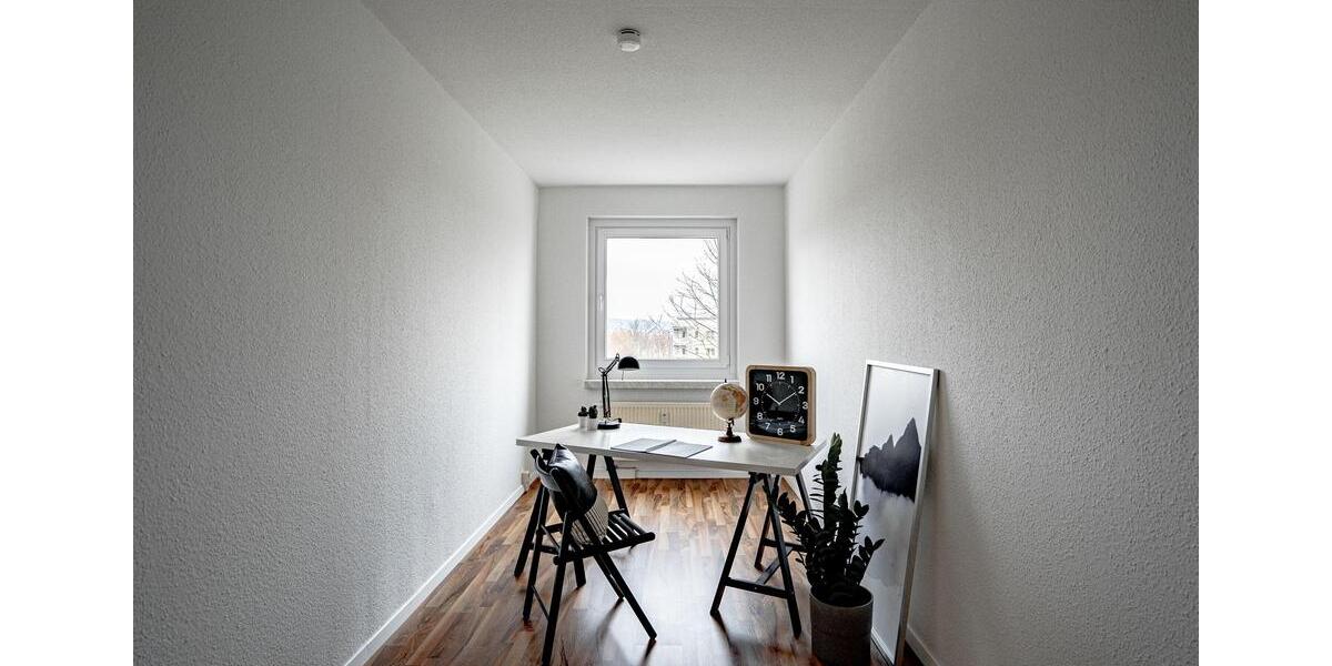 Etagenwohnung Crimmitschau - 3 Zimmer, 55 m&sup2;, 330&euro; | Angebot:25919792