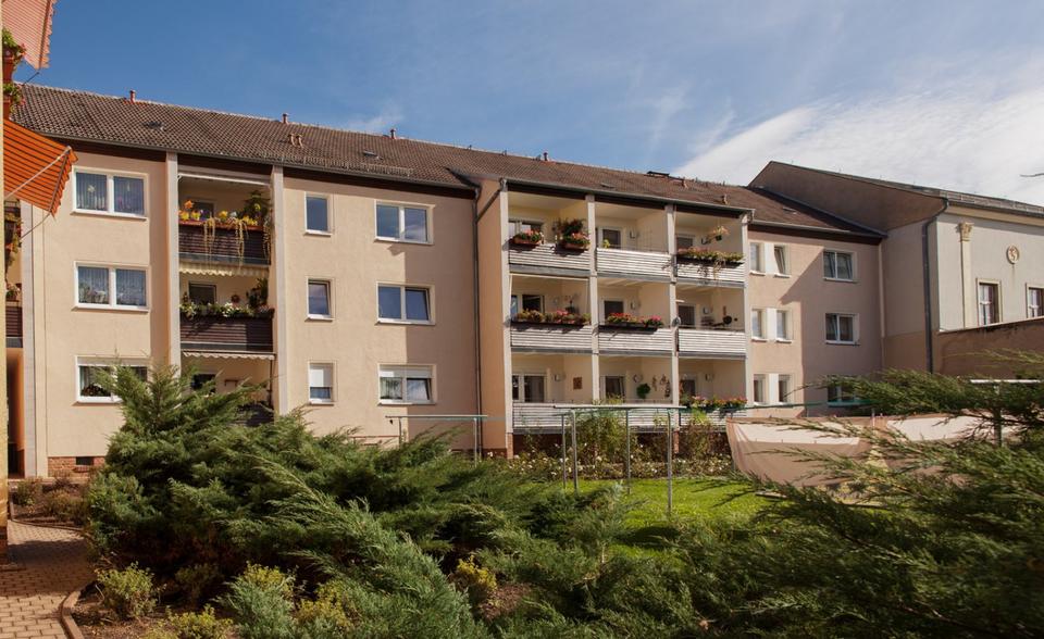 Etagenwohnung Glauchau - 1 Zimmer, 31 m&sup2;, 185&euro; | Angebot:25263505