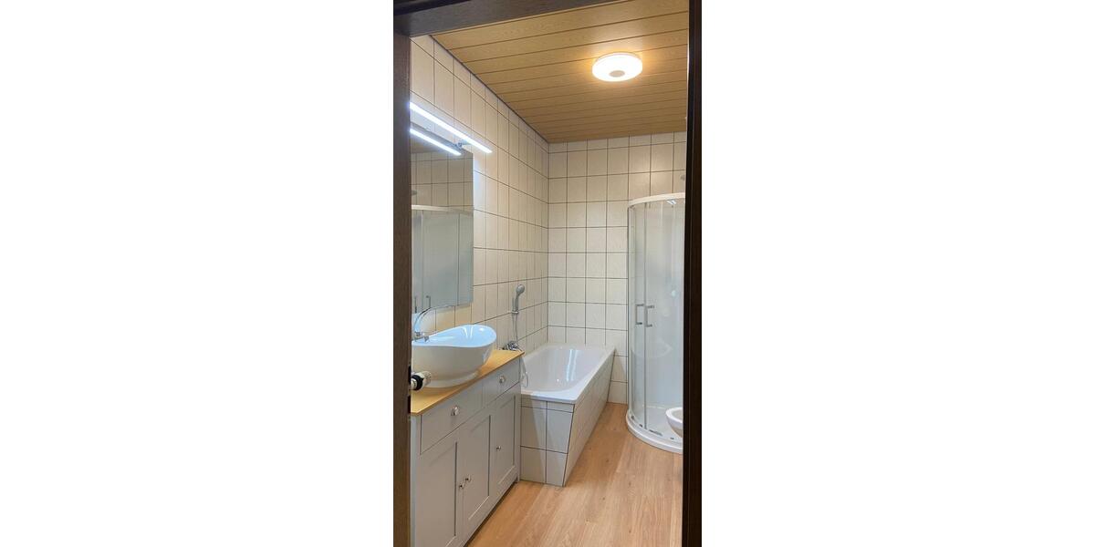 Etagenwohnung Netzschkau - 3 Zimmer, 71 m&sup2;, 390&euro; | Angebot:25613082
