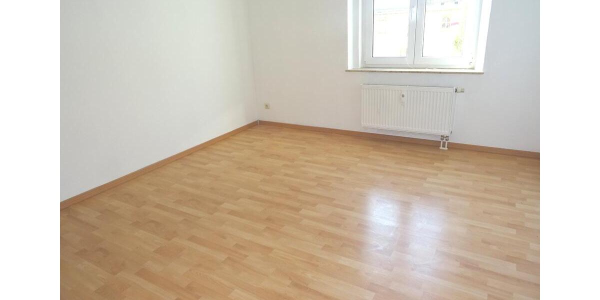 Etagenwohnung Werdau - 2 Zimmer, 55 m&sup2;, 290&euro; | Angebot:21659373