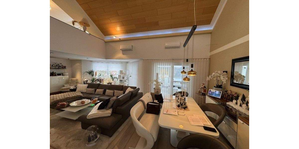 Einfamilienhaus Reichenbach - 6 Zimmer, 253 m&sup2;, 699.000&euro; | Angebot:25738178