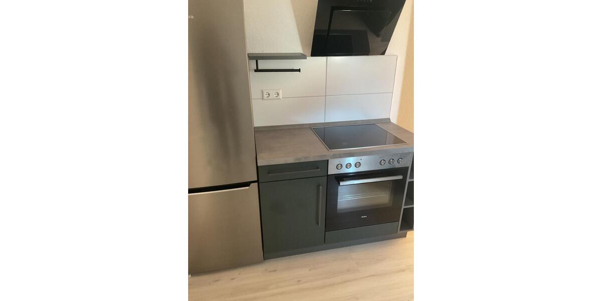 Etagenwohnung Glauchau - 1 Zimmer, 37 m&sup2;, 220&euro; | Angebot:24665468