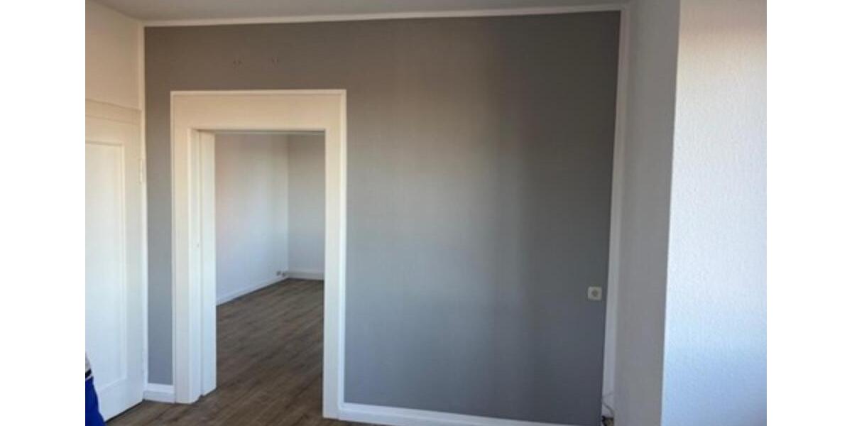 Dachgeschoßwohnung Aue-Bad Schlema Bad Schlema - 3.5 Zimmer, 75 m&sup2;, 390&euro; | Angebot:24786907