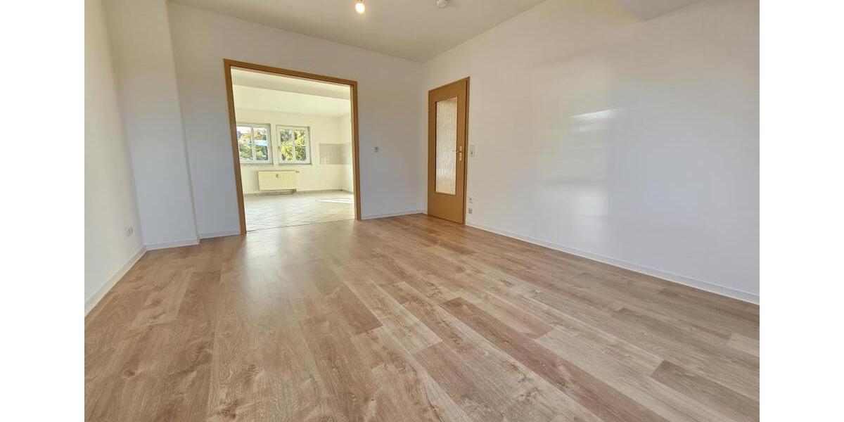 Dachgeschoßwohnung Zwickau Zwickau-Nord - 2 Zimmer, 52 m&sup2;, 338&euro; | Angebot:23524618