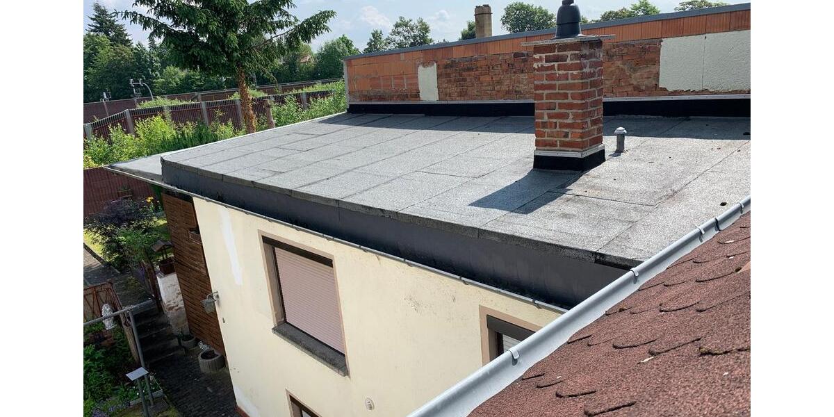 Reihenhaus Werdau - 9 Zimmer, 180 m&sup2;, 95.000&euro; | Angebot:25900449