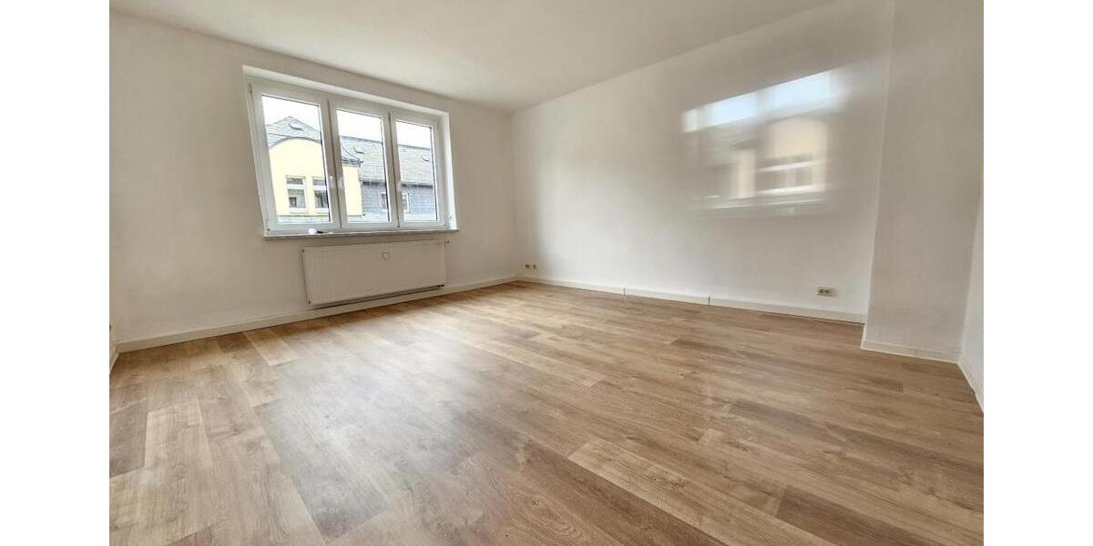Etagenwohnung Aue-Bad Schlema Bad Schlema - 3 Zimmer, 84 m&sup2;, 439&euro; | Angebot:25084332