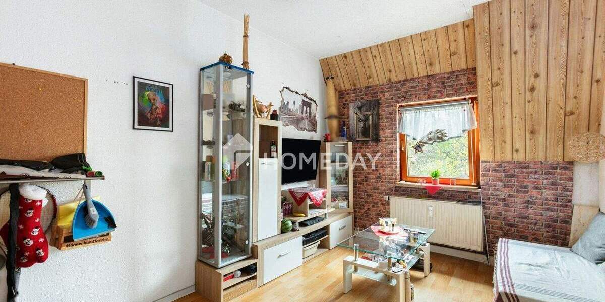 Etagenwohnung Zwickau Marienthal - 2 Zimmer, 49 m&sup2;, 42.000&euro; | Angebot:25677371