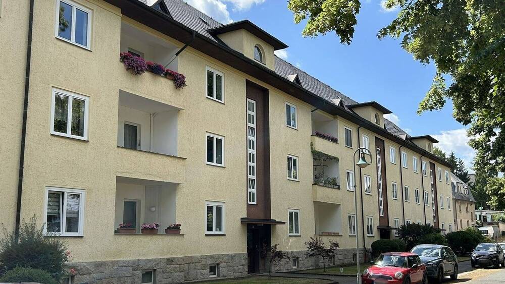 Etagenwohnung Rodewisch - 4 Zimmer, 92 m&sup2;, 89.000&euro; | Angebot:25686156
