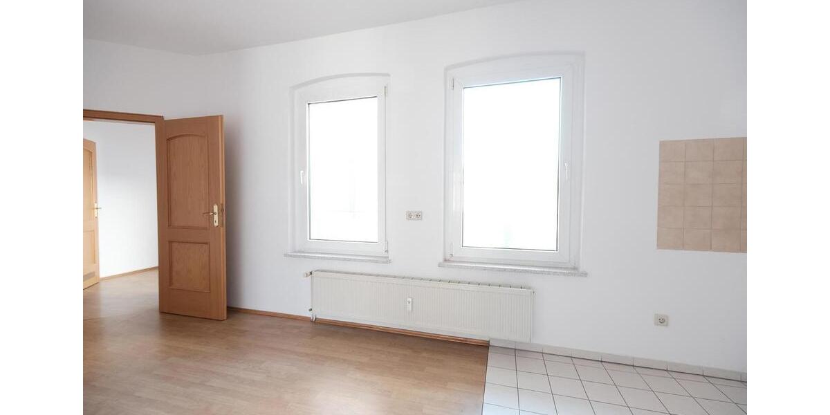 Etagenwohnung Werdau - 1 Zimmer, 70 m&sup2;, 325&euro; | Angebot:25790182