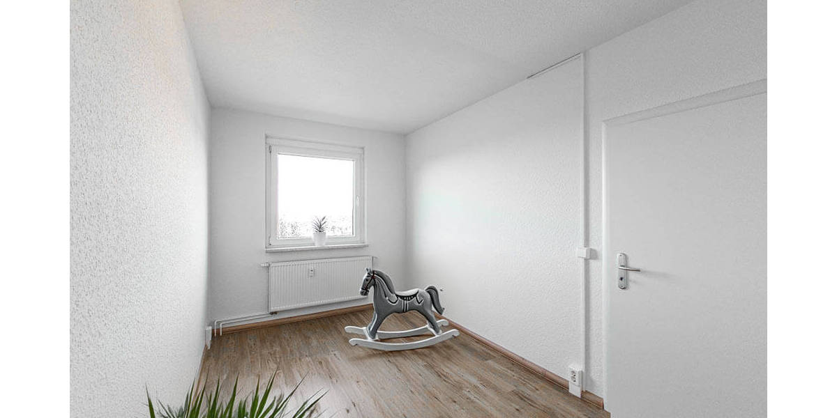 Etagenwohnung Zwickau Eckersbach - 4 Zimmer, 84 m&sup2;, 487&euro; | Angebot:25668571