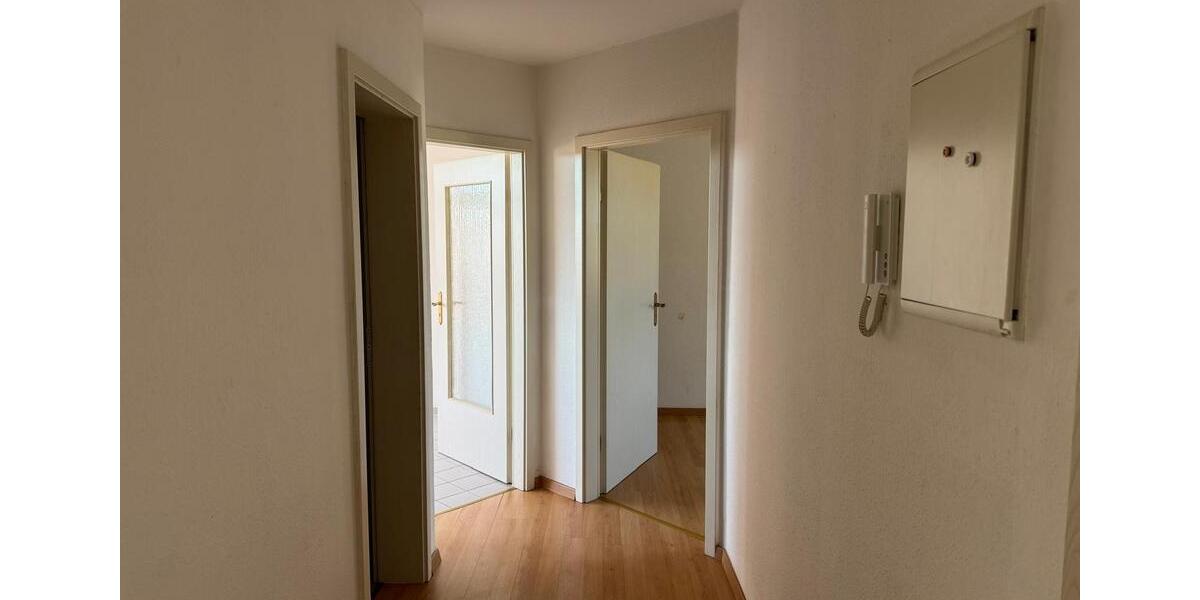 Dachgeschoßwohnung Zwickau Zwickau-Nord - 3 Zimmer, 60 m&sup2;, 370&euro; | Angebot:25377471