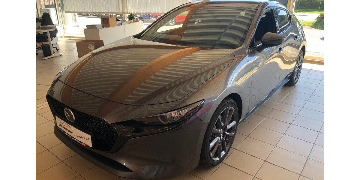 Mazda 3 8.921 km 25.890 &euro; Zwickau 08064