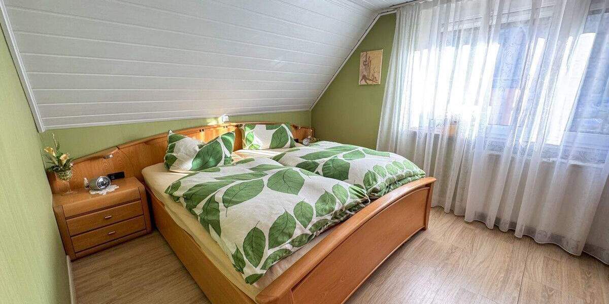 Doppelhaushälfte Grünhain-Beierfeld Beierfeld - 6 Zimmer, 142 m&sup2;, 250.000&euro; | Angebot:25744624