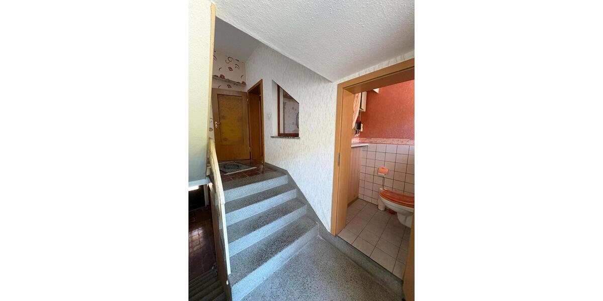 Reihenhaus Reichenbach im Vogtland - 6 Zimmer, 140 m&sup2;, 142.000&euro; | Angebot:25418602