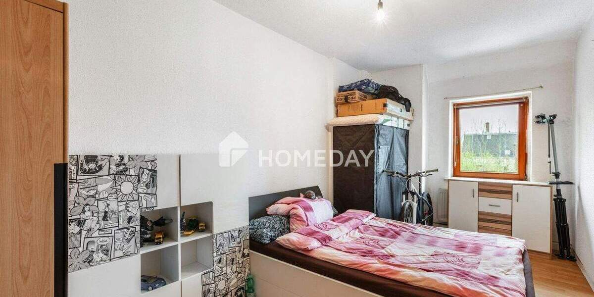 Etagenwohnung Zwickau Marienthal - 2 Zimmer, 49 m&sup2;, 42.000&euro; | Angebot:25677371