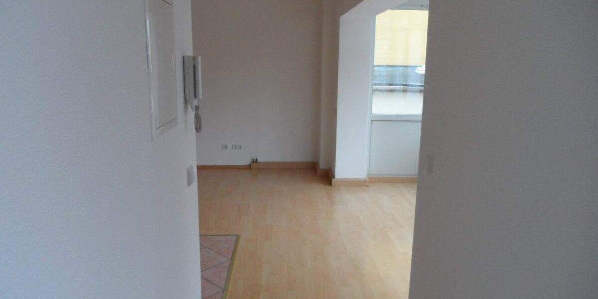 Etagenwohnung Zwickau Innenstadt - 2 Zimmer, 52 m&sup2;, 59.000&euro; | Angebot:25707417