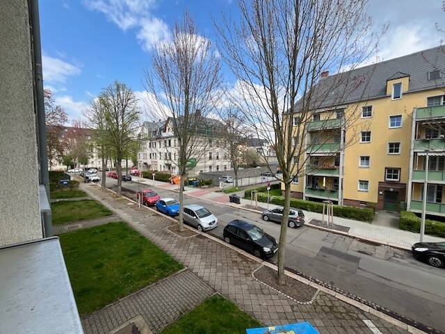 Etagenwohnung Zwickau Pölbitz - 3 Zimmer, 51 m&sup2;, 335&euro; | Angebot:26319678